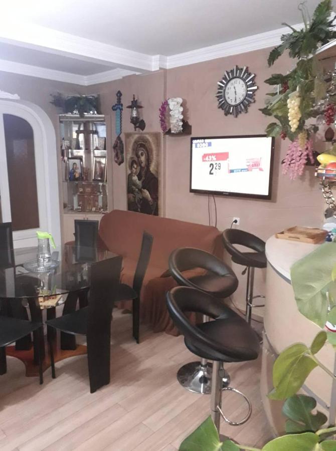 3 Room Flat In Tbilisi Exteriör bild
