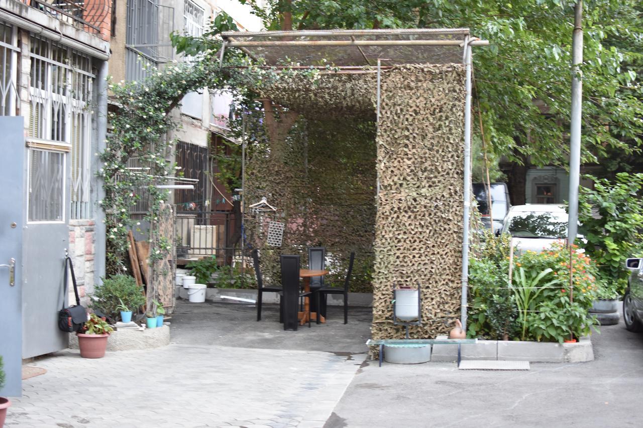 3 Room Flat In Tbilisi Exteriör bild