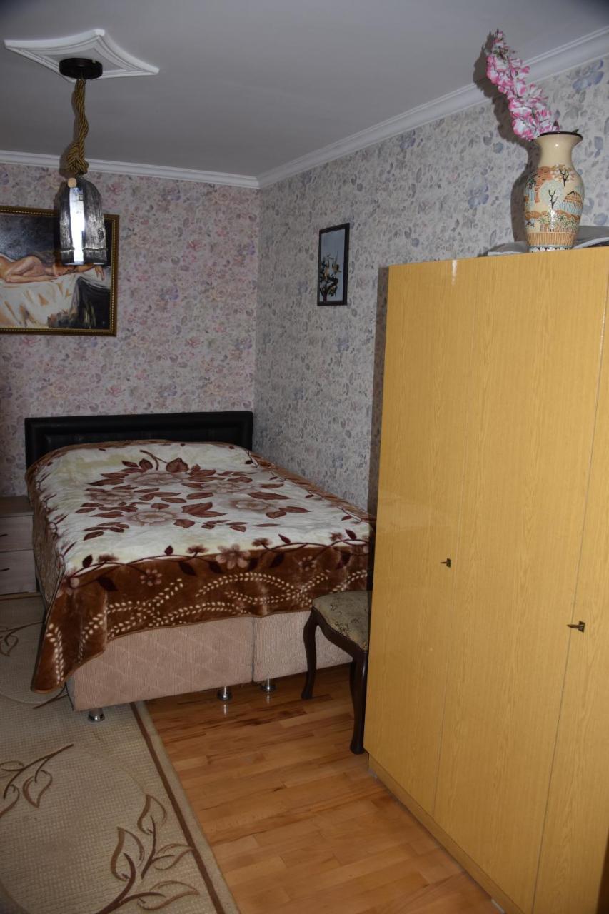 3 Room Flat In Tbilisi Exteriör bild